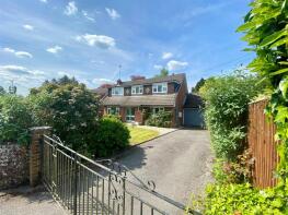 Mayfield, Limes Close, Bramshott, Liphook GU30 7SL