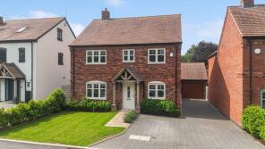 7, Burcot Gardens, Alcester Road, Bromsgrove B60 1FE
