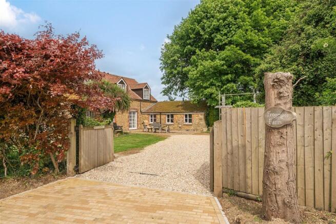Driveway Entrance