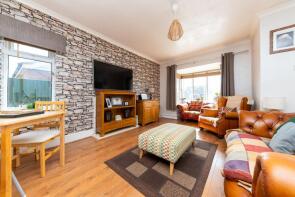 4, Stratford Way, Bedford MK43 0LJ