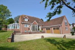 2, The Paddock, Over Street, Salisbury SP3 4LP