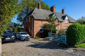 5, Old Hall Cottages, Old Hall Road, Hull HU12 0EE