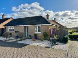 35, Mayfield Gardens, Peterborough PE6 9AX
