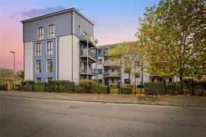 22, Capri House, Anglia Way, South Ockendon RM15 5FL