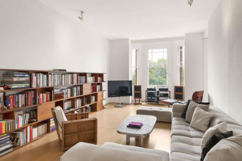 Cheyne Walk, London, SW3