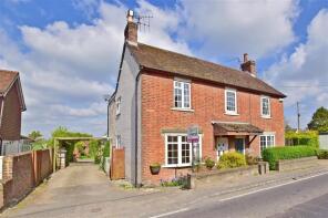 4, Fieldings Cottages, Stane Street, Billingshurst RH14 9AQ