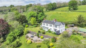 Tregarthen, Tregarthen Lane, Pant SY10 8LF