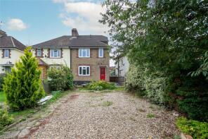 4, Church Meadow, Great Gaddesden, Hemel Hempstead HP1 3BS