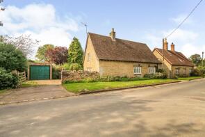 Meadowcroft, High Street, Bedford MK44 1EY