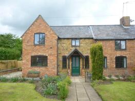 2 Sunnymede, Folly Lane, Northampton NN7 4HX