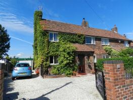 37, Croft Lea, Cridling Stubbs, Knottingley WF11 0AY