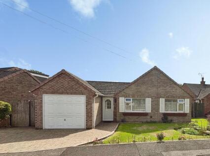Ludlow Close, Warminster, Warminster, BA12