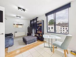 24, Bradwell Court, Godstone Road, Whyteleafe CR3 0GJ