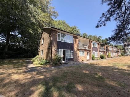 Beacon Hill Court, Hindhead, Surrey, GU26