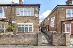 17, Essex Road, Watford WD17 4EL
