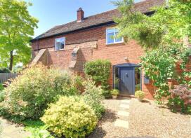 3, Barnfield, Huntingdon PE28 9AX