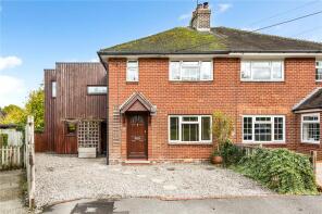 11, Coles Mede, Winchester SO21 2EG