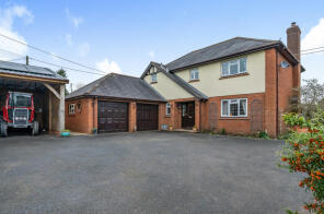 Oakdale, Road From Leigh Cross To Rackenford Road, Tiverton EX16 8BA