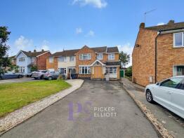 10, Whitemoors Close, Nuneaton CV13 6EQ