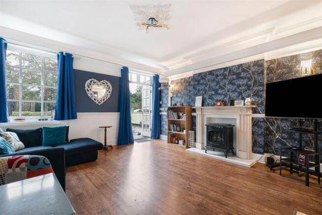 Living room.JPG