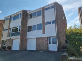 11, Castle Meadows, Launceston PL15 7DZ