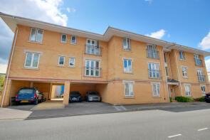 Flat 5, 46 Augustus House, Hawkeswood Road, Southampton SO18 1DY