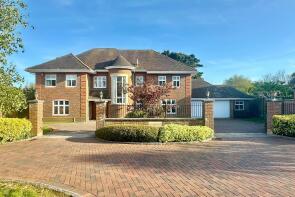 Chesapeake, Church Hill, Lymington SO41 0QJ