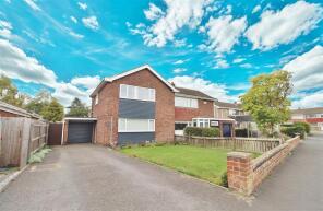 8, Redcliffe Road, Grantham NG31 8EB