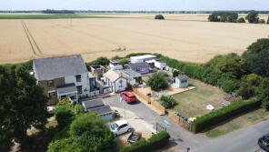 31, Station Road, Coldham PE14 0NJ