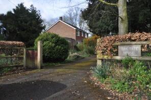 Oaktree House, Wildhern, Andover SP11 0JE