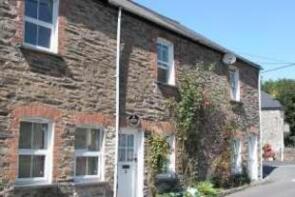 2, West End, Hessenford PL11 3HL