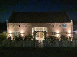 2, The Farmstead, Old Bell Lane, Newark NG23 6FN