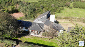 23, Main Street, Craigie KA1 5LY