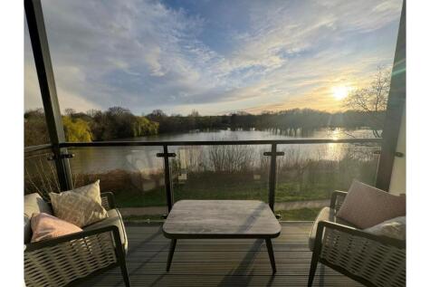 Lake Avenue, Camberley, GU16
