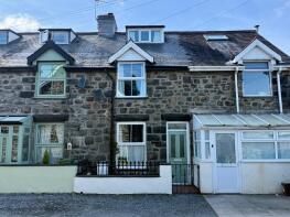 7 Garthwnion, Maestalaran, Dolgellau LL40 1HR