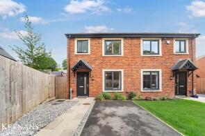 18, Woollen Drive, Reedsholme, Rossendale BB4 8XJ