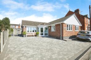 7, Riverside, Atherstone CV9 3LQ