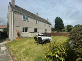2, Hollong Park, Torpoint PL11 3AE