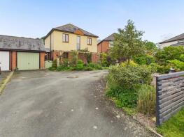11, Caerhowel Meadows, Caerhowel, Montgomery SY15 6JF