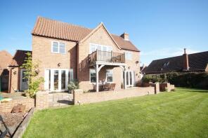 Harvest House, Private Lane, Normanby-by-spital, Market Rasen LN8 2HF