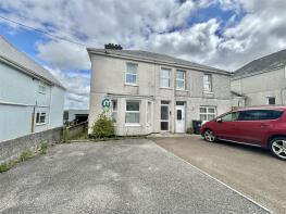 5, Barnfield Terrace, Indian Queens TR9 6LJ