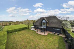 Clarks Barn, Selling Road, Faversham ME13 9RH