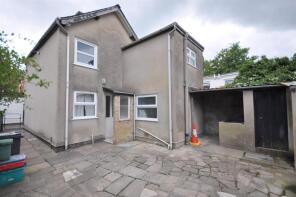 Oakfield House, Caeherbert Lane, Rhayader LD6 5EB