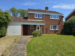 10, Shepherds Drive, Bury St. Edmunds IP29 4PZ