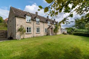 The Cottage, 400871 A435 To Green Hatch Farm Cowley, Cheltenham GL53 9NJ