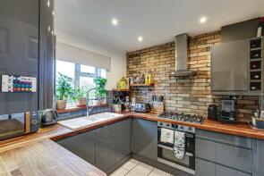 11, West End, Westerham TN16 1HT