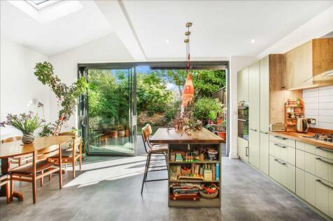 Tytherton Road, London