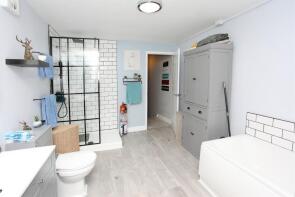 42, Middle Terrace, Stanleytown, Ferndale CF43 3ET