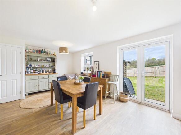 Kitchen/Dining