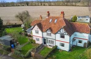 4, Ropers Hall Cottages, Assington Road, Bures CO8 5JX